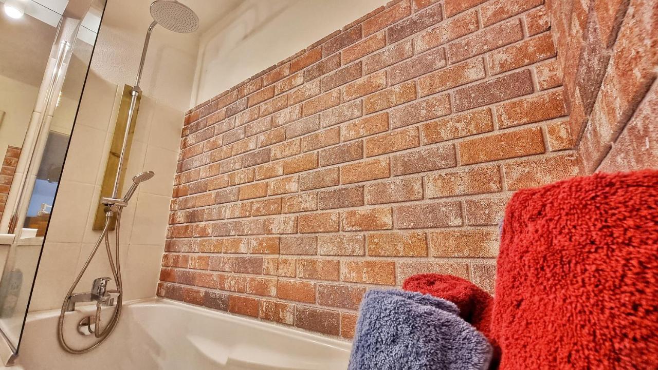 Le Stan - Centre - Parking - Exterieur - Fibre - Relax Bnb Colmar Bagian luar foto